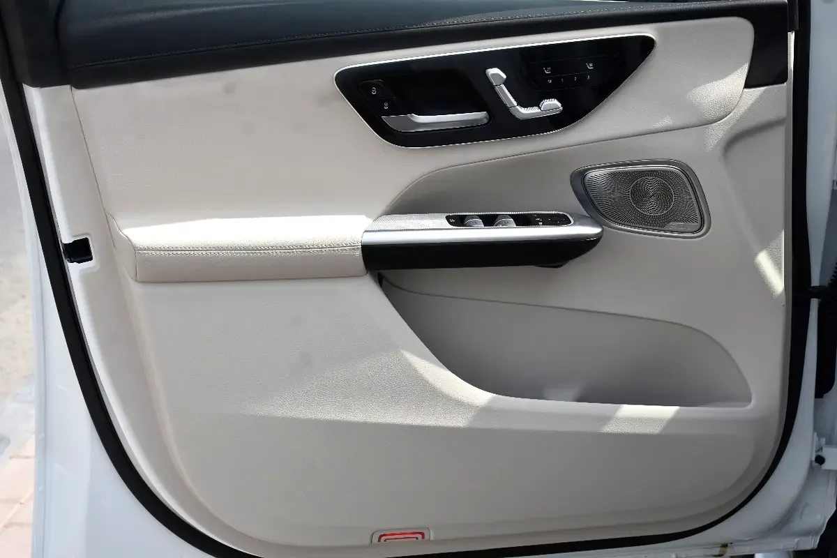 Mercedes-Benz GLC 2.0 AT 4WD (258 hp) - 16