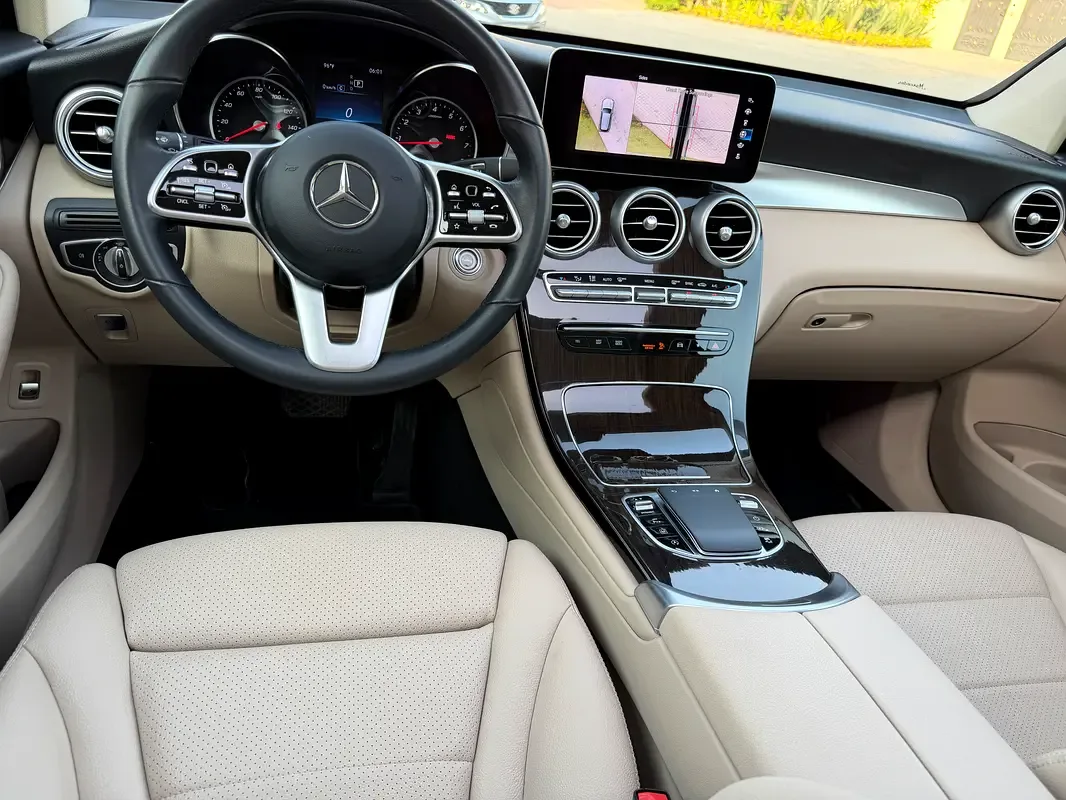 Mercedes-Benz GLC 2.0 AT 4WD (258 حصان) - 17