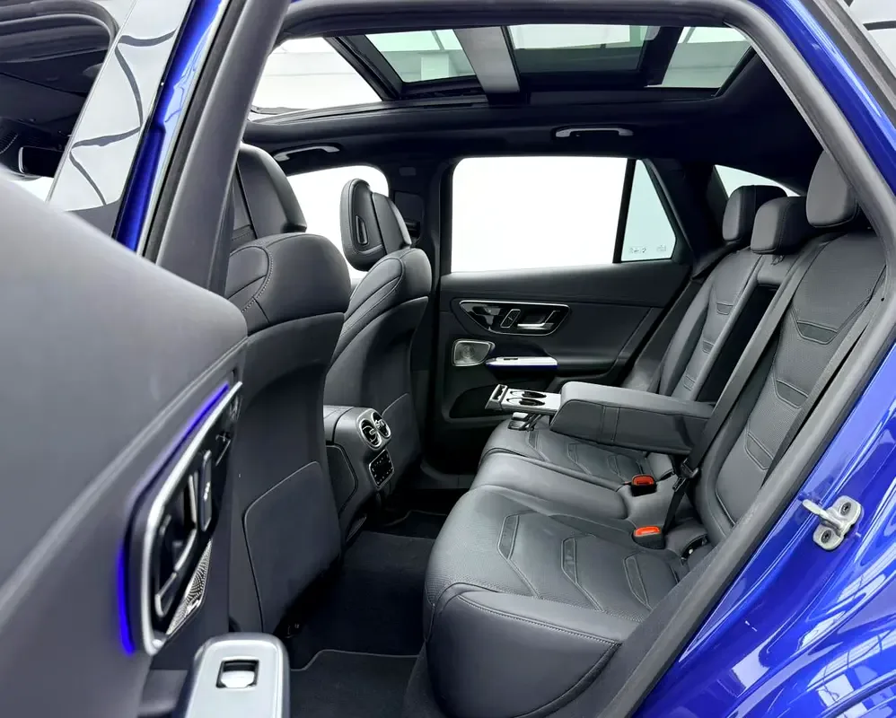 Mercedes-Benz GLC 2.0 AT 4WD (258 حصان) - 16