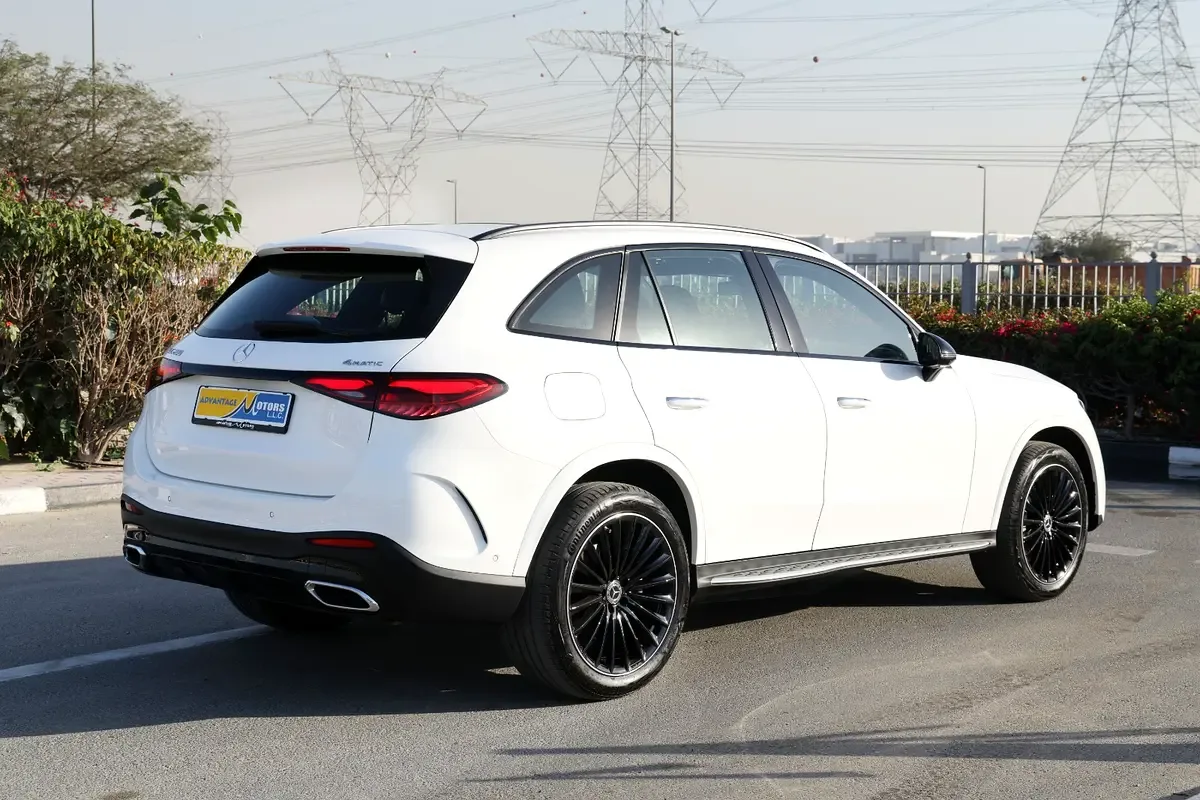 Mercedes-Benz GLC 2.0 AT 4WD (258 حصان) - 3