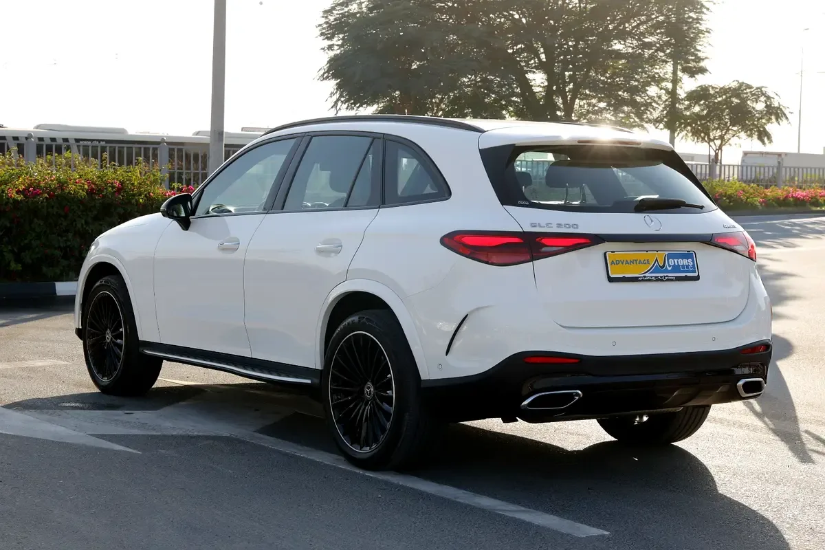 Mercedes-Benz GLC 2.0 AT 4WD (258 حصان) - 4