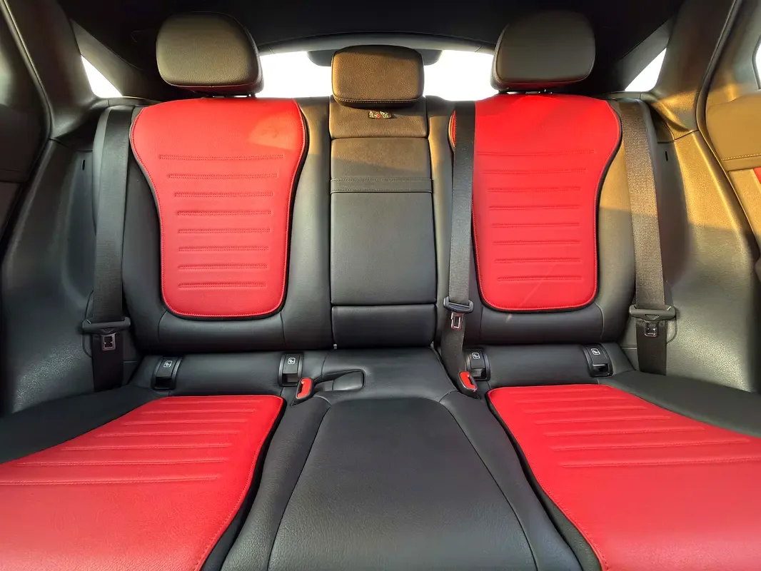 Mercedes-Benz GLC 2.0 AT 4WD (258 حصان) - 14