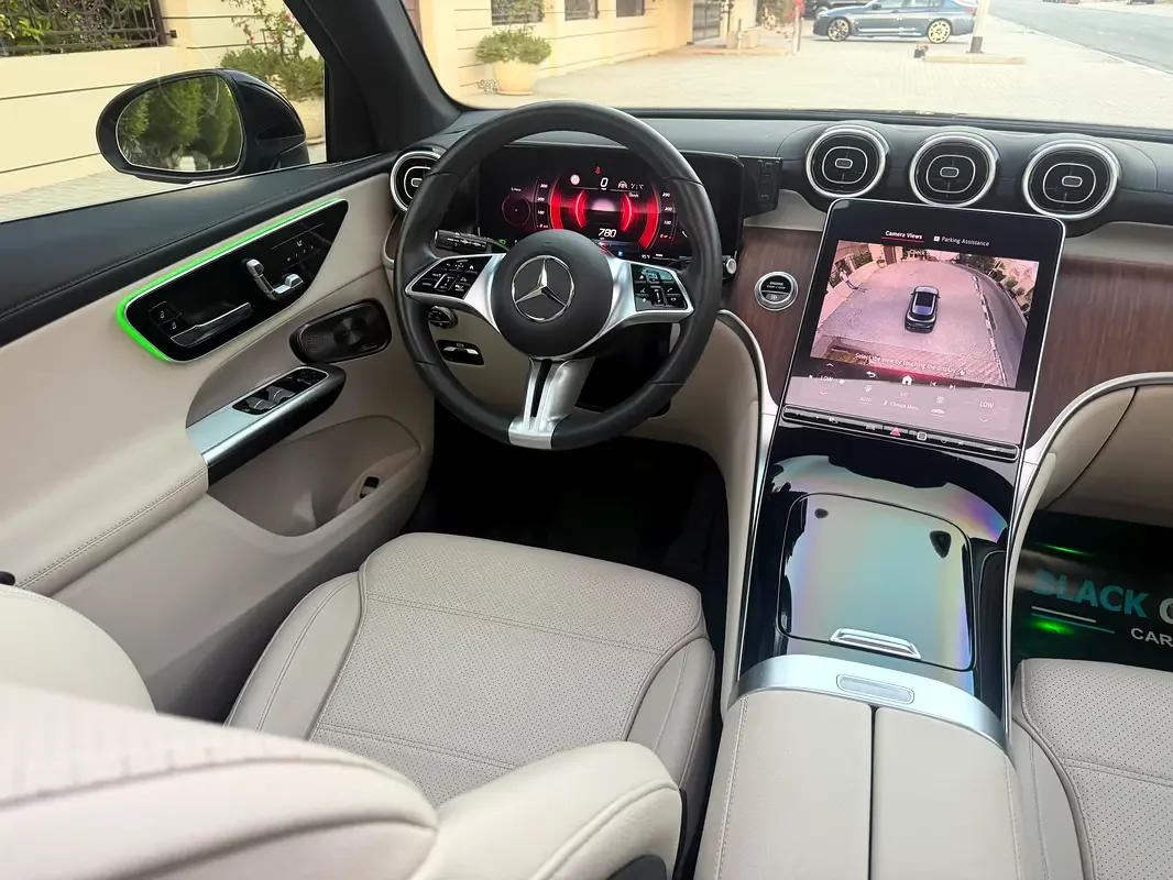 Mercedes-Benz GLC 2.0 AT 4WD (258 حصان) - 11