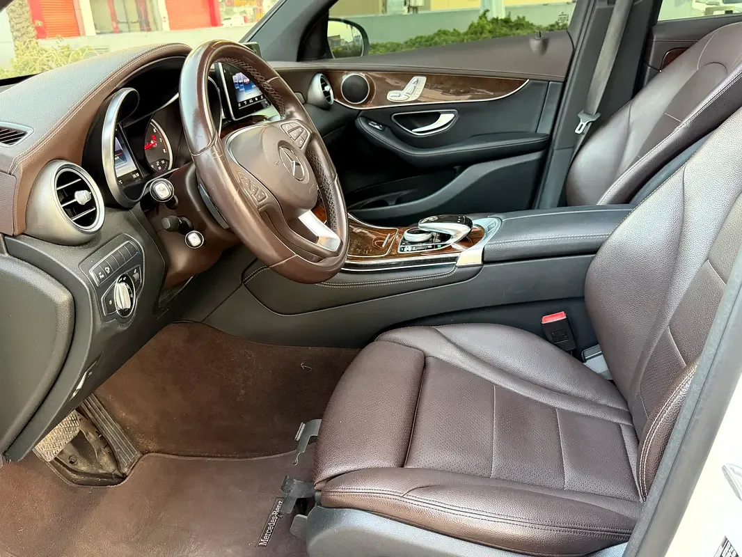 Mercedes-Benz GLC-Class 250 9G-TRONIC 4MATIC (211 hp) - 9