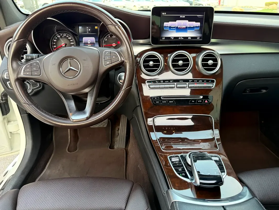 Mercedes-Benz GLC-Class 250 9G-TRONIC 4MATIC (211 hp) - 14