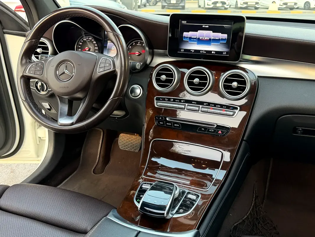 Mercedes-Benz GLC-Class 250 9G-TRONIC 4MATIC (211 hp) - 16