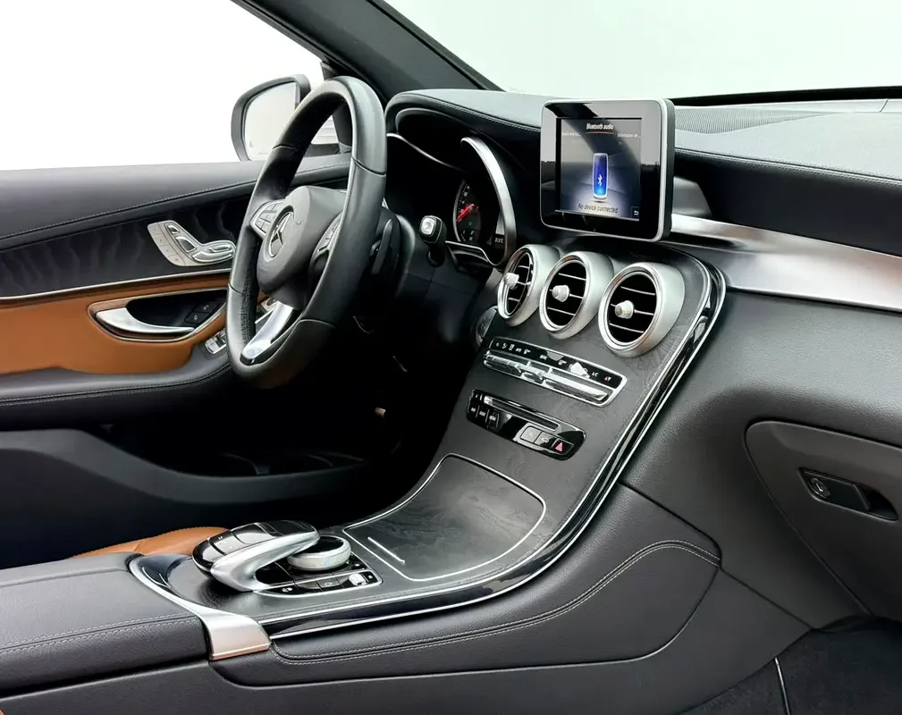 Mercedes-Benz GLC-Class 250 9G-TRONIC 4MATIC (211 حصان) - 13