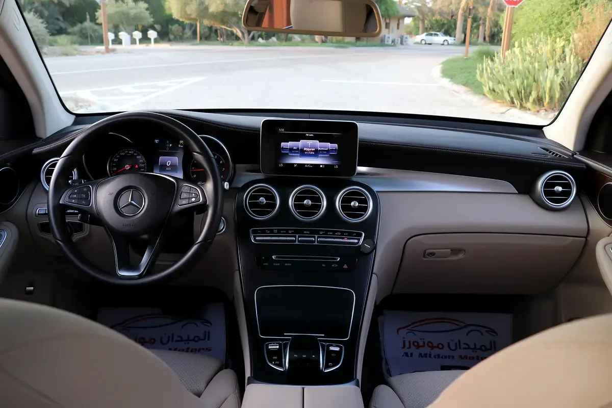 Mercedes-Benz GLC-Class 250 9G-TRONIC 4MATIC (211 hp) - 9