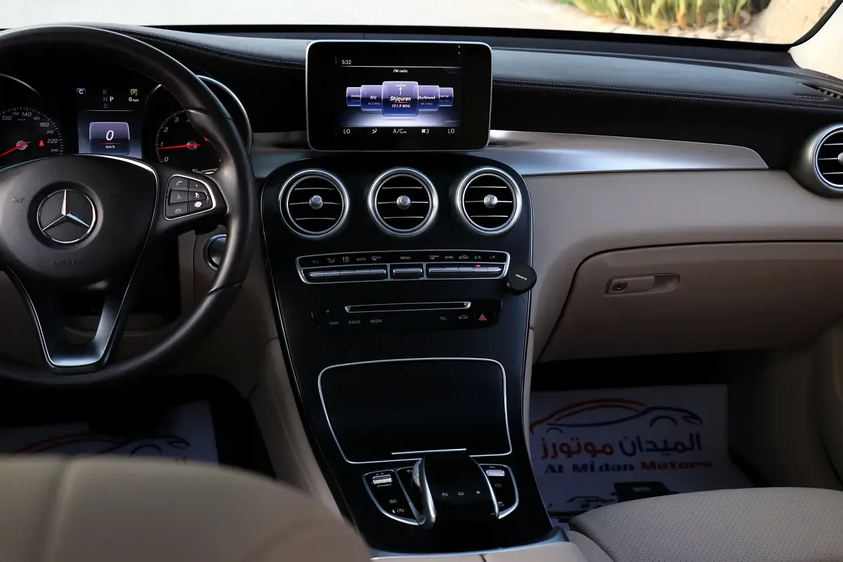 Mercedes-Benz GLC-Class 250 9G-TRONIC 4MATIC (211 hp) - 11