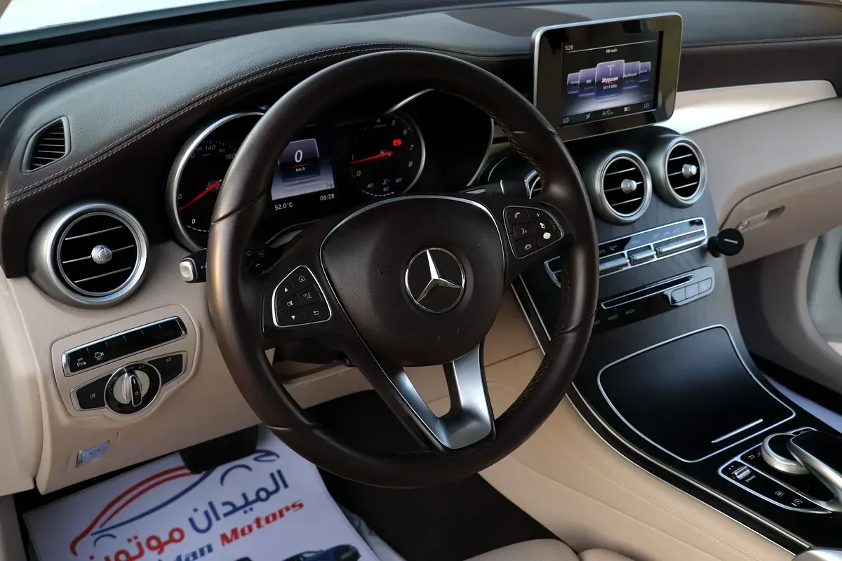 Mercedes-Benz GLC-Class 250 9G-TRONIC 4MATIC (211 hp) - 16