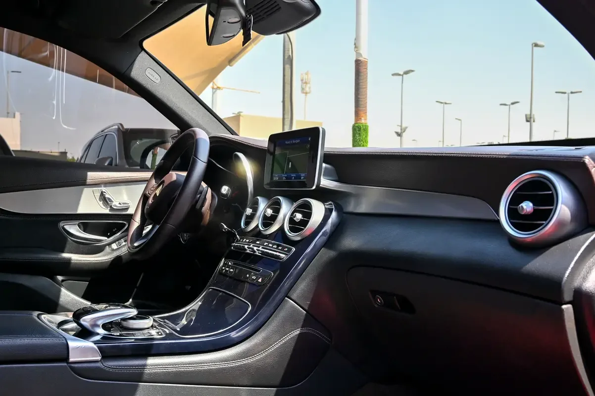 Mercedes-Benz GLC-Class 250 9G-TRONIC 4MATIC (211 hp) - 10