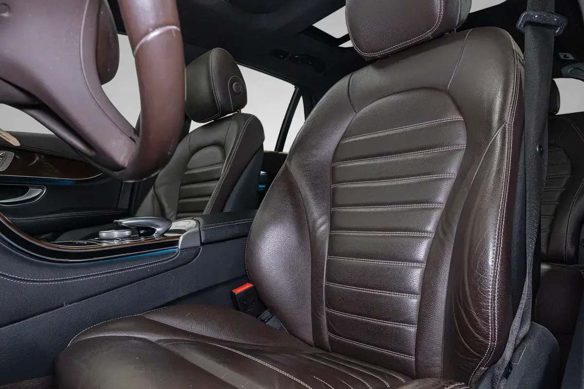 Mercedes-Benz GLC-Class 250 9G-TRONIC 4MATIC (211 حصان) - 14