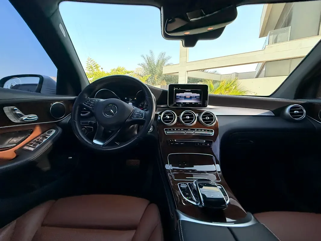 Mercedes-Benz GLC-Class 250 9G-TRONIC 4MATIC (211 حصان) - 8