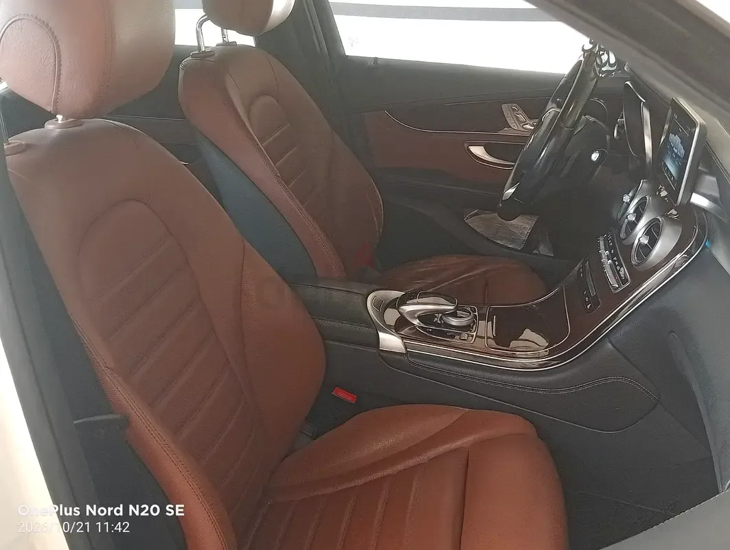 Mercedes-Benz GLC-Class 250 9G-TRONIC 4MATIC (211 hp) - 11