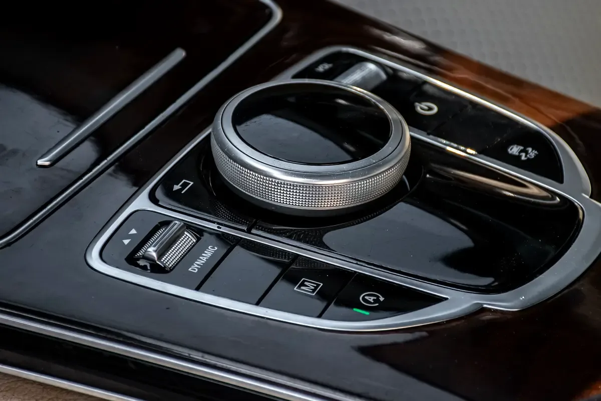 Mercedes-Benz GLC-Class 300 9G-TRONIC 4MATIC (245 hp) - 12