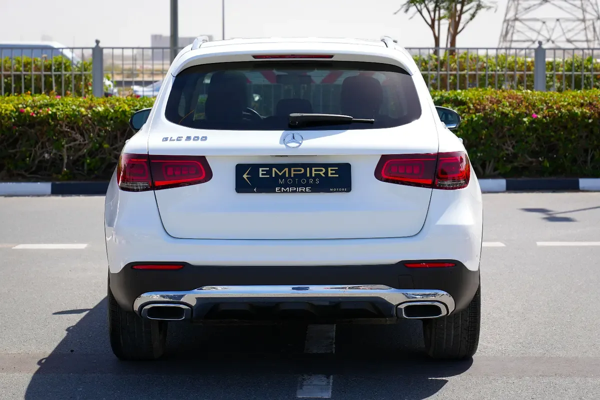 Mercedes-Benz GLC-Class 300 9G-TRONIC 4MATIC (258 hp) - 4