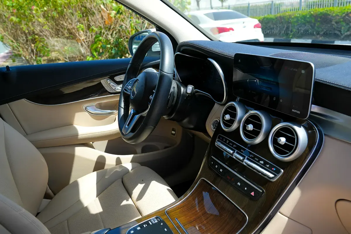 Mercedes-Benz GLC-Class 300 9G-TRONIC 4MATIC (258 hp) - 10