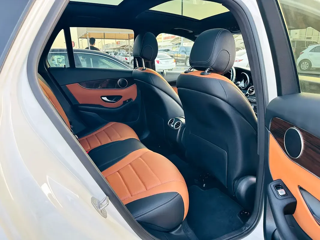 Mercedes-Benz GLC-Class 300 9G-TRONIC 4MATIC (258 hp) - 8