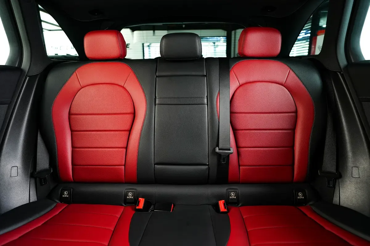 Mercedes-Benz GLC-Class 300 9G-TRONIC 4MATIC (258 hp) - 19