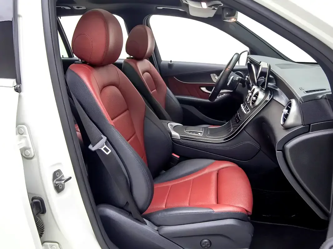 Mercedes-Benz GLC-Class 300 9G-TRONIC 4MATIC (258 حصان) - 11