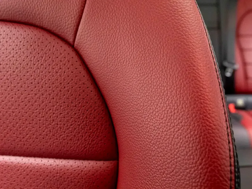 Mercedes-Benz GLC-Class 300 9G-TRONIC 4MATIC (258 حصان) - 12