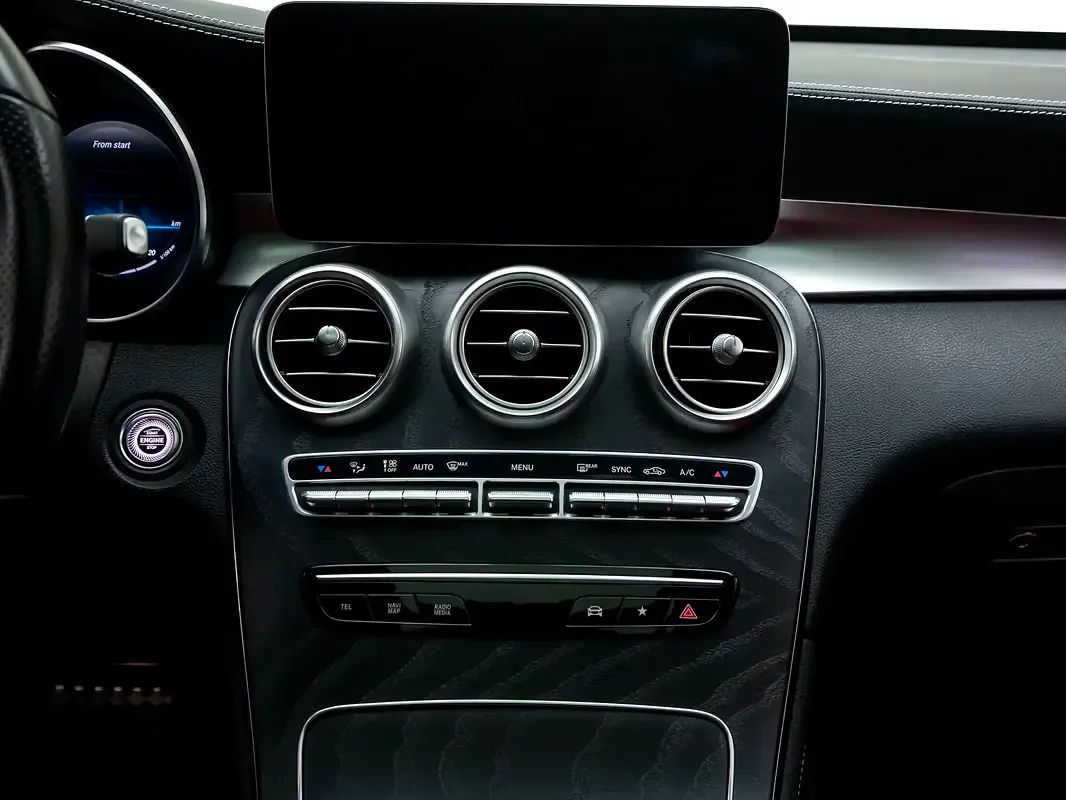 Mercedes-Benz GLC-Class 300 9G-TRONIC 4MATIC (258 حصان) - 15
