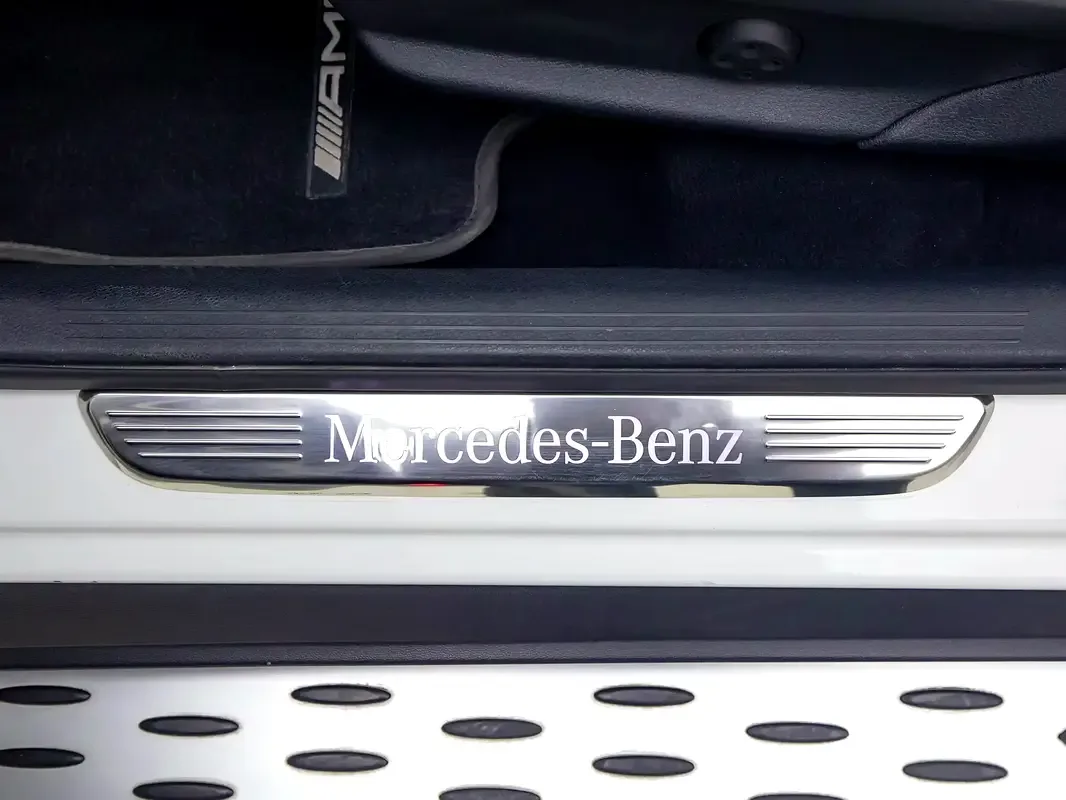 Mercedes-Benz GLC-Class 300 9G-TRONIC 4MATIC (258 حصان) - 19