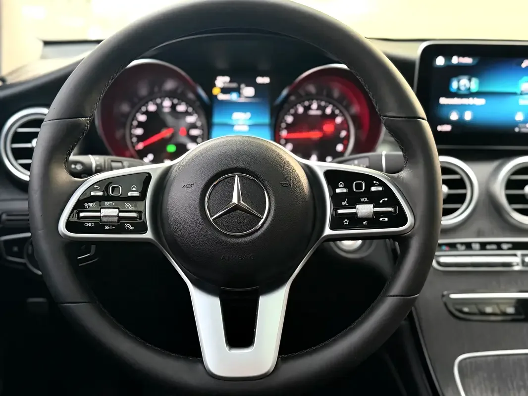 Mercedes-Benz GLC-Class 300 9G-TRONIC 4MATIC (258 hp) - 15
