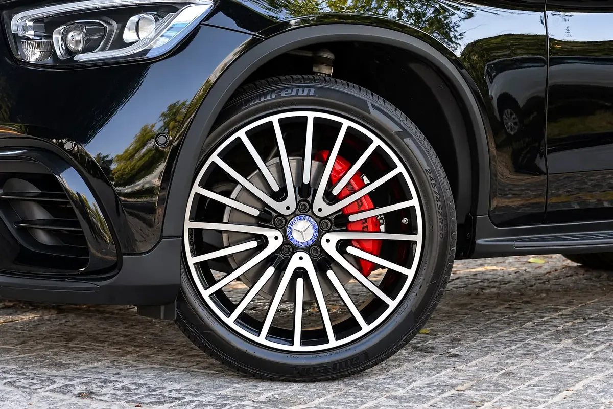 Mercedes-Benz GLC-Class 300 9G-TRONIC 4MATIC (258 حصان) - 3