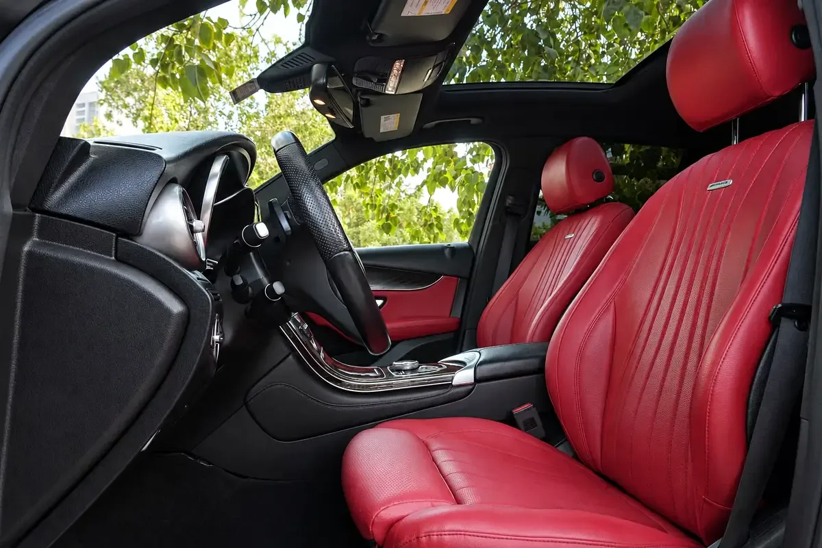 Mercedes-Benz GLC-Class 300 9G-TRONIC 4MATIC (258 حصان) - 8