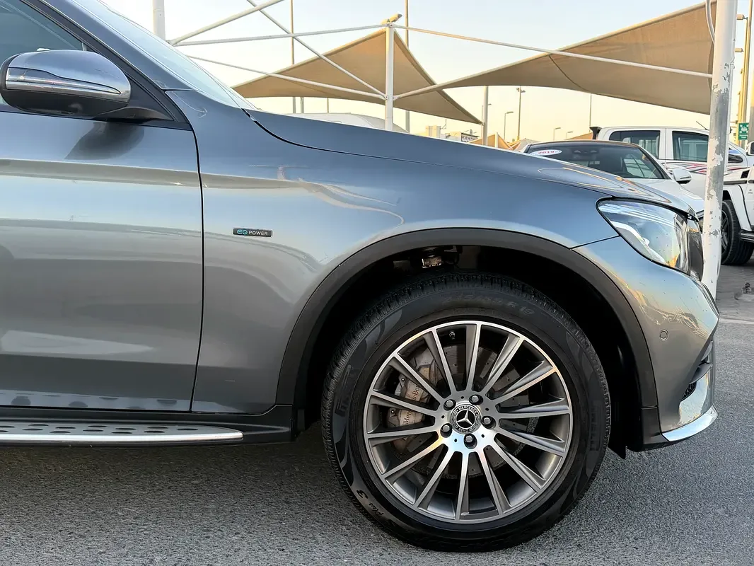 Mercedes-Benz GLC-Class 350e 7G-TRONIC PLUS 4MATIC (326 حصان) - 10