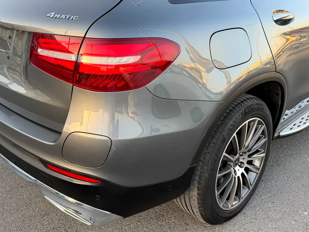 Mercedes-Benz GLC-Class 350e 7G-TRONIC PLUS 4MATIC (326 حصان) - 11