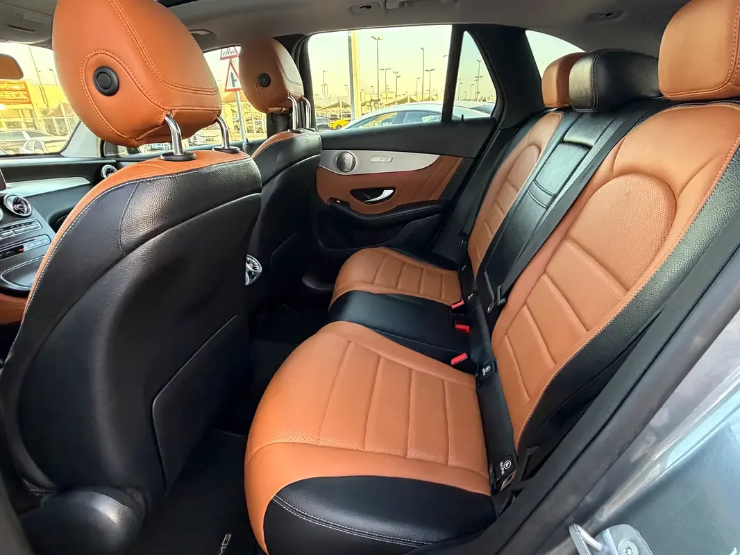 Mercedes-Benz GLC-Class 350e 7G-TRONIC PLUS 4MATIC (326 حصان) - 16