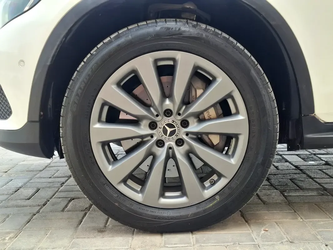 Mercedes-Benz GLC-Class 350e 7G-TRONIC PLUS 4MATIC (326 hp) - 8