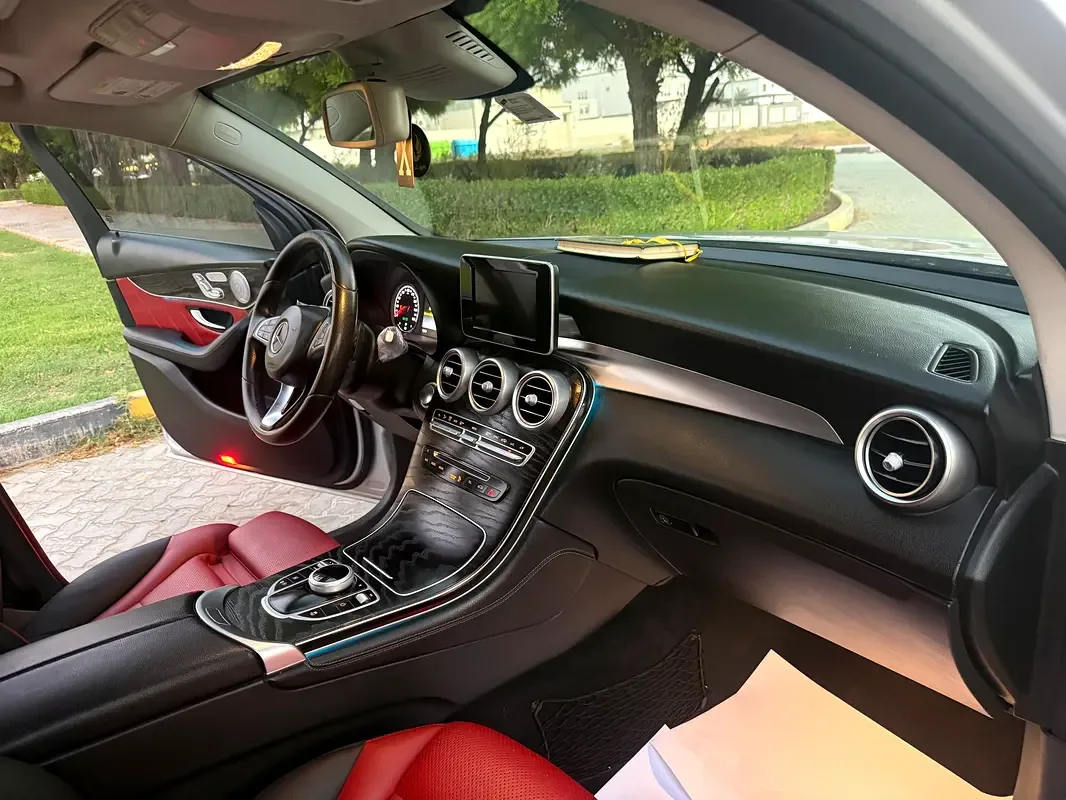 Mercedes-Benz GLC Coupe 2.0 AT 4WD (245 حصان) - 10