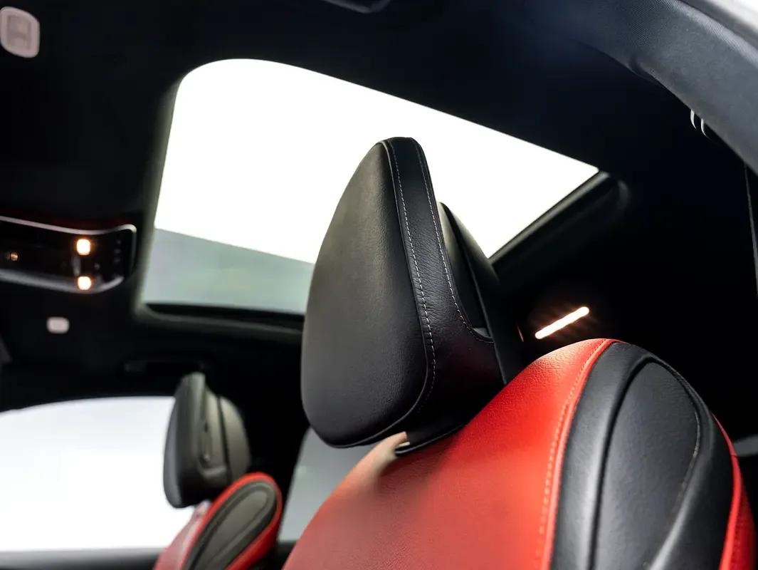 Mercedes-Benz GLC Coupe 2.0 AT 4WD (258 حصان) - 18