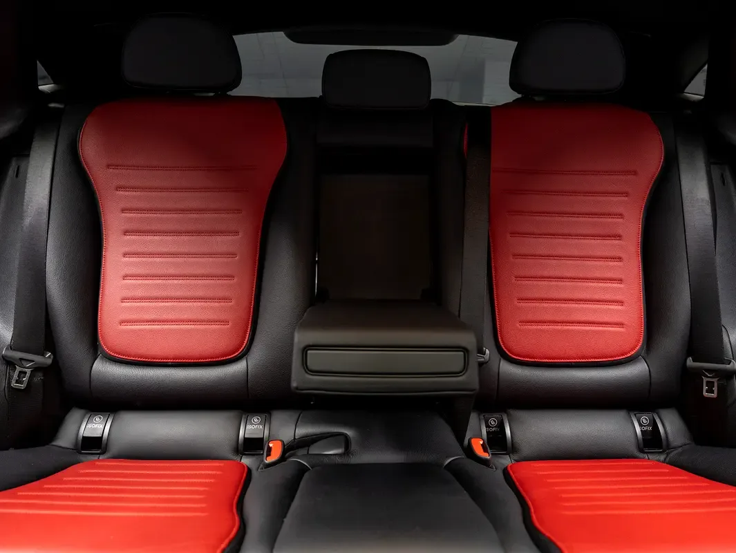 Mercedes-Benz GLC Coupe 2.0 AT 4WD (258 حصان) - 19
