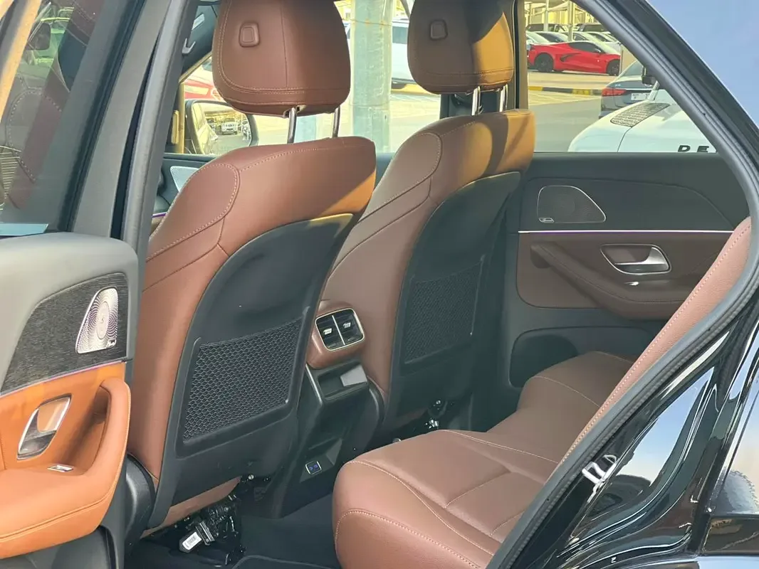 Mercedes-Benz GLE 2.0 AT 4WD (258 حصان) - 10