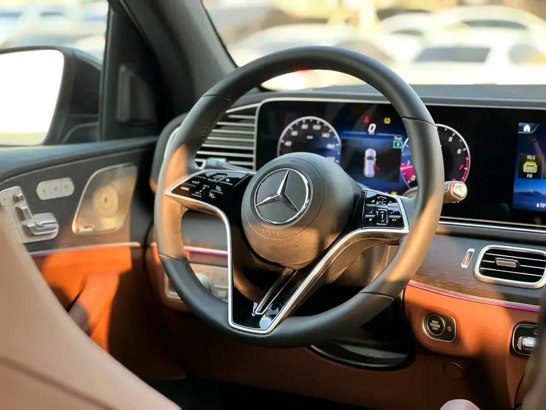 Mercedes-Benz GLE 2.0 AT 4WD (258 حصان) - 16