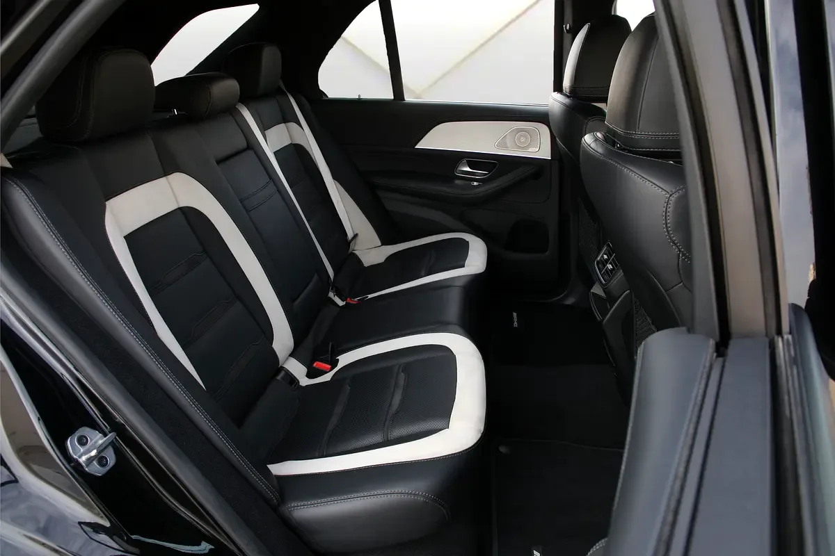 Mercedes-Benz GLE 4.0 AT 4WD (517 حصان) - 20