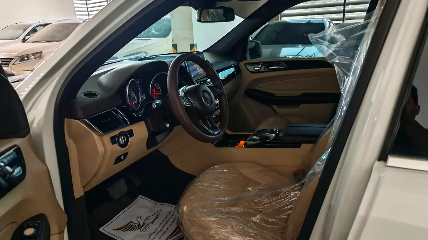 Mercedes-Benz GLE-Class 400 4MATIC 9G-TRONIC (333 حصان) - 5