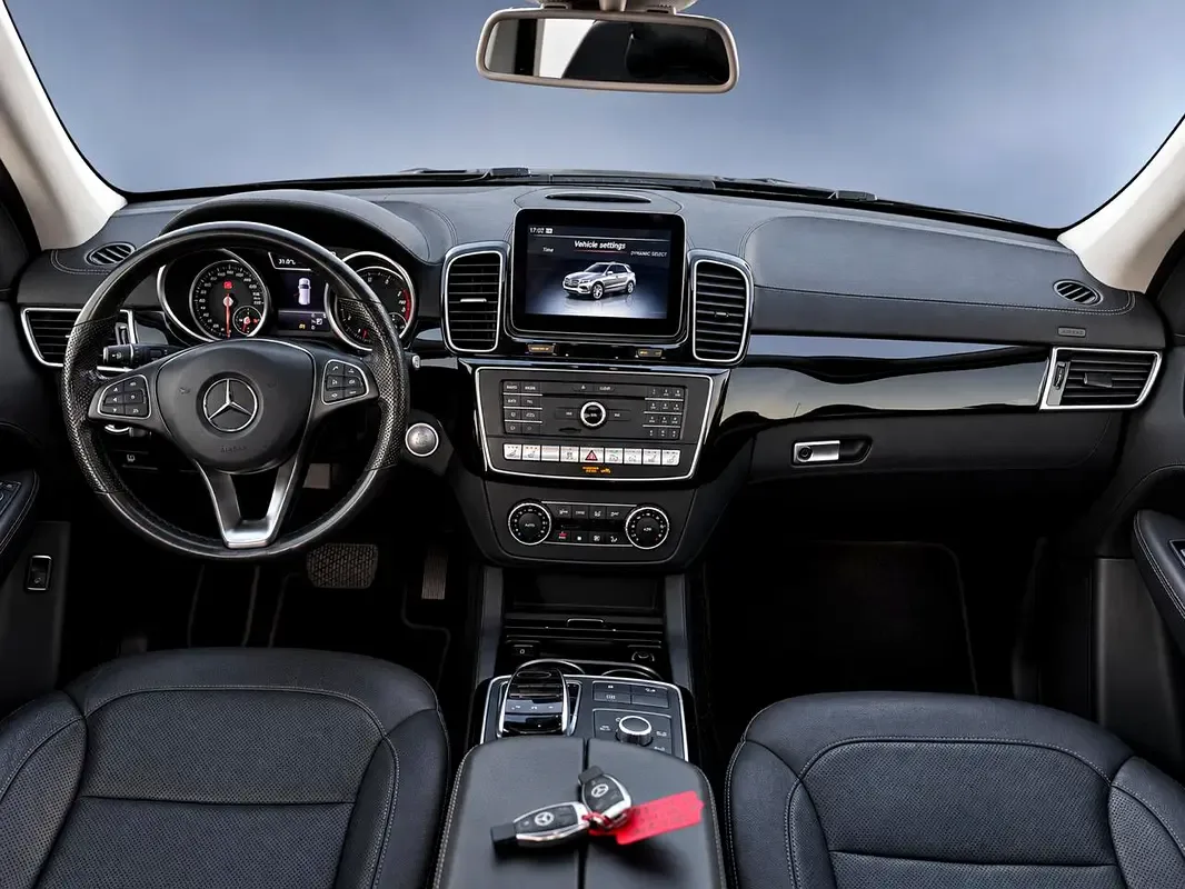 Mercedes-Benz GLE-Class 400 4MATIC 9G-TRONIC (333 حصان) - 9