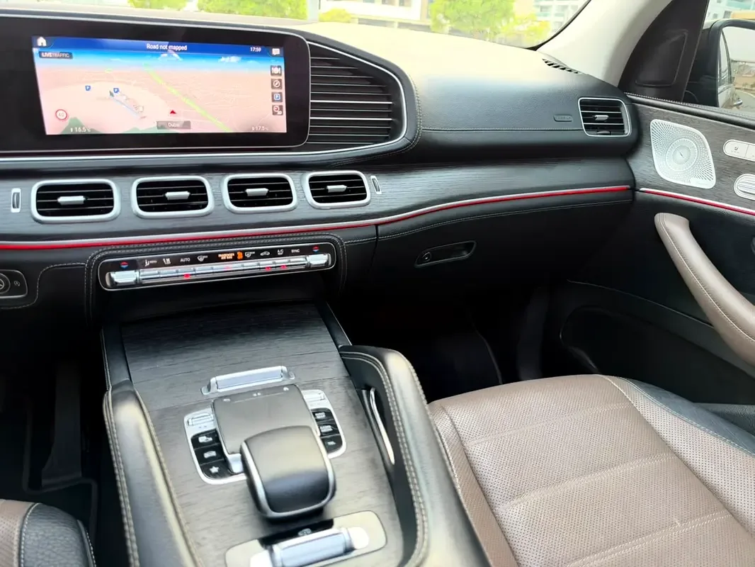 Mercedes-Benz GLE-Class 450 9G-Tronic 4Matic (367 حصان) - 12