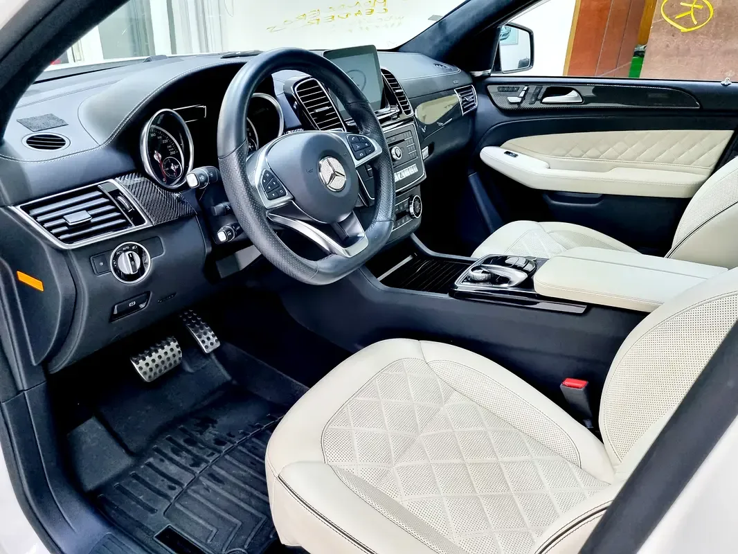 Mercedes-Benz GLE Coupe 3.0 AT 4WD (367 حصان) - 10