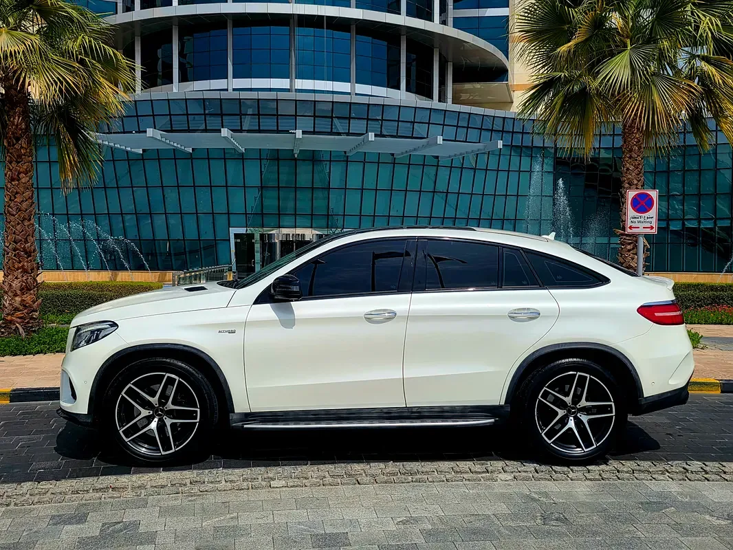 Mercedes-Benz GLE Coupe 3.0 AT 4WD (367 حصان) - 2