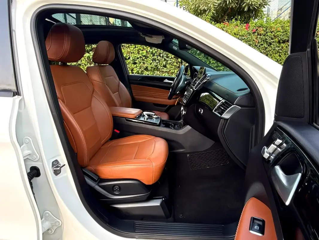 Mercedes-Benz GLE Coupe 3.0 AT 4WD (367 حصان) - 10