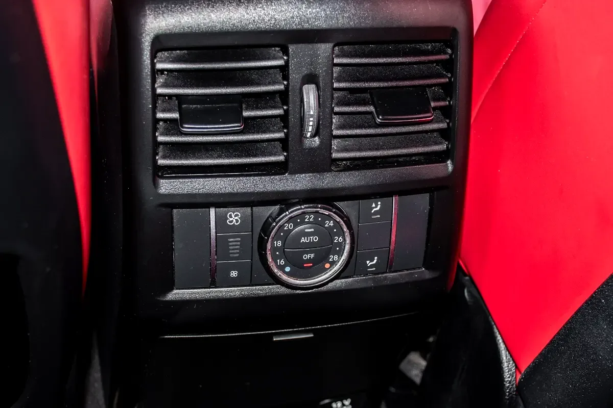 Mercedes-Benz GLE Coupe 4.7 AT 4WD (456 حصان) - 15