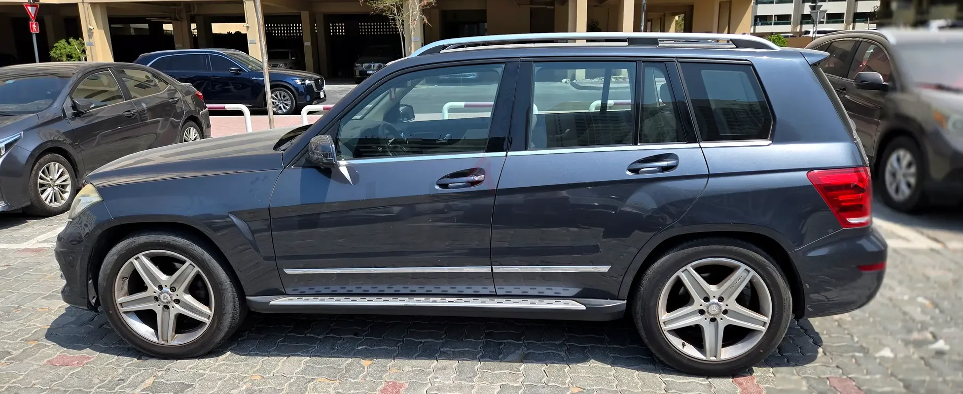 Mercedes-Benz GLK-Class GLK 350 7G-Tronic Plus 4MATIC (306 حصان) - 3