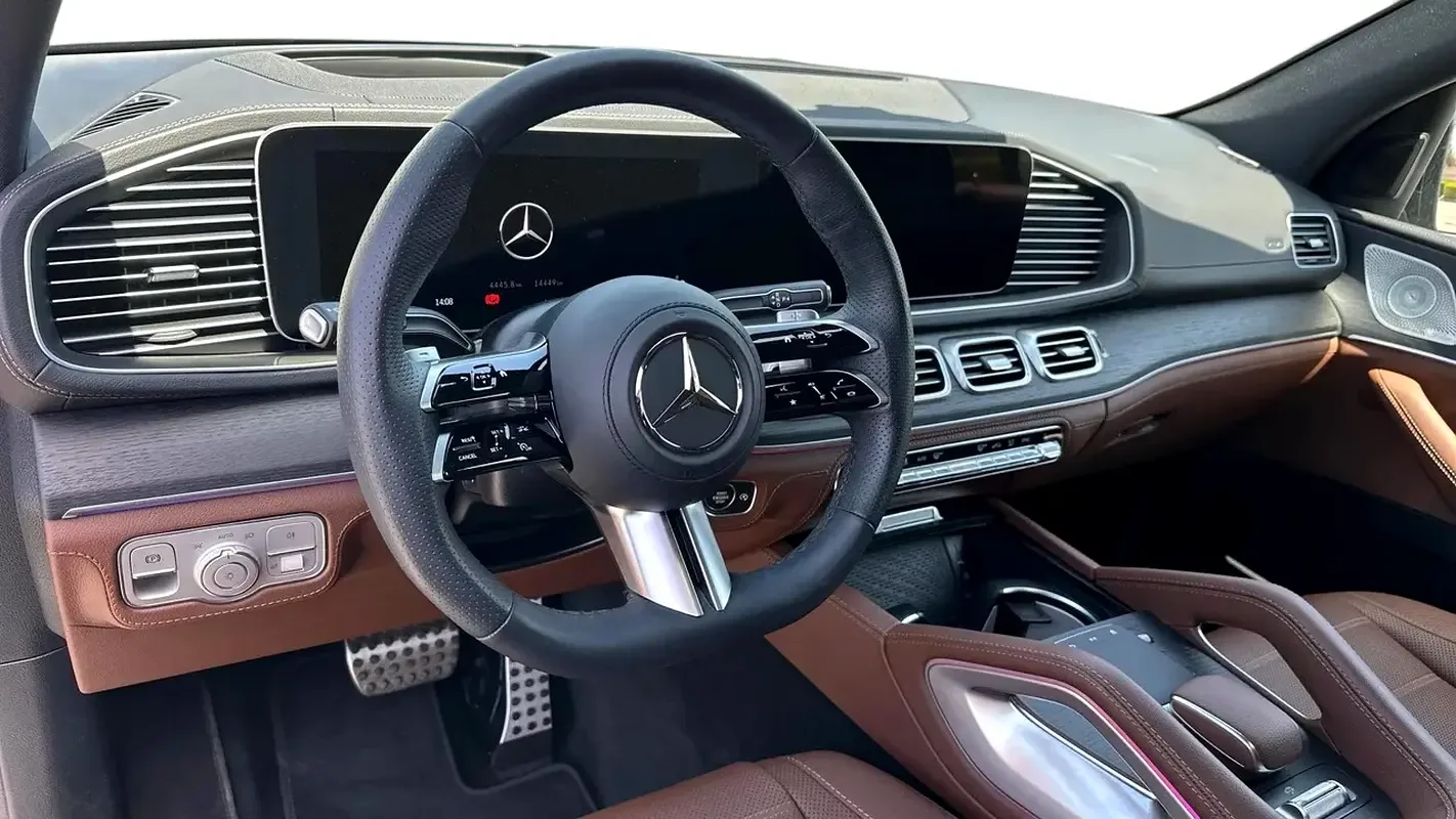 Mercedes-Benz GLS 3.0 AMT 4WD (381 حصان) - 10