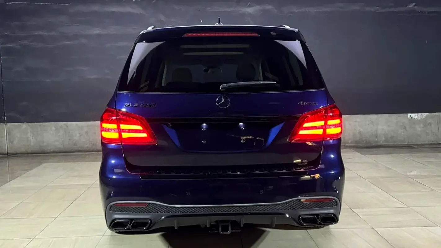 Mercedes-Benz GLS 3.0 AT (367 حصان) - 11